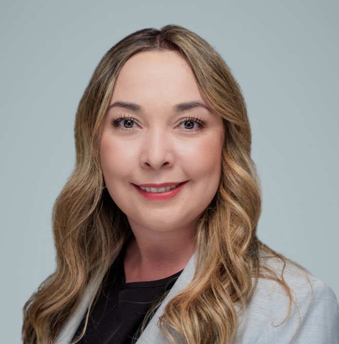 Dr. Denisse De La Cruz
